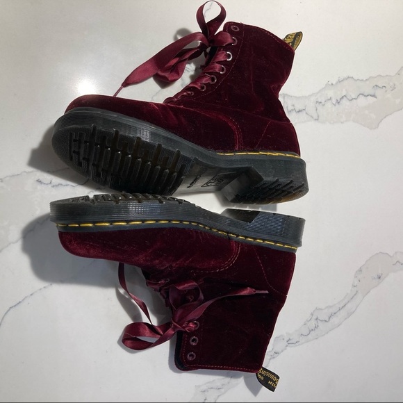 DR MARTENS Sz 6 1460 Pascal Red Wine Velvet Satin Lace Boots - Picture 12 of 15
